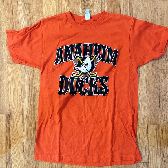 Anaheim Ducks Medium T-Shirt - Picture 1 of 1
